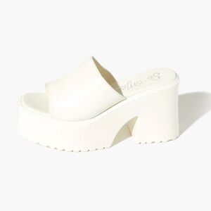 WHITE PLATFORM OPEN-TOE BLOCK HEELS